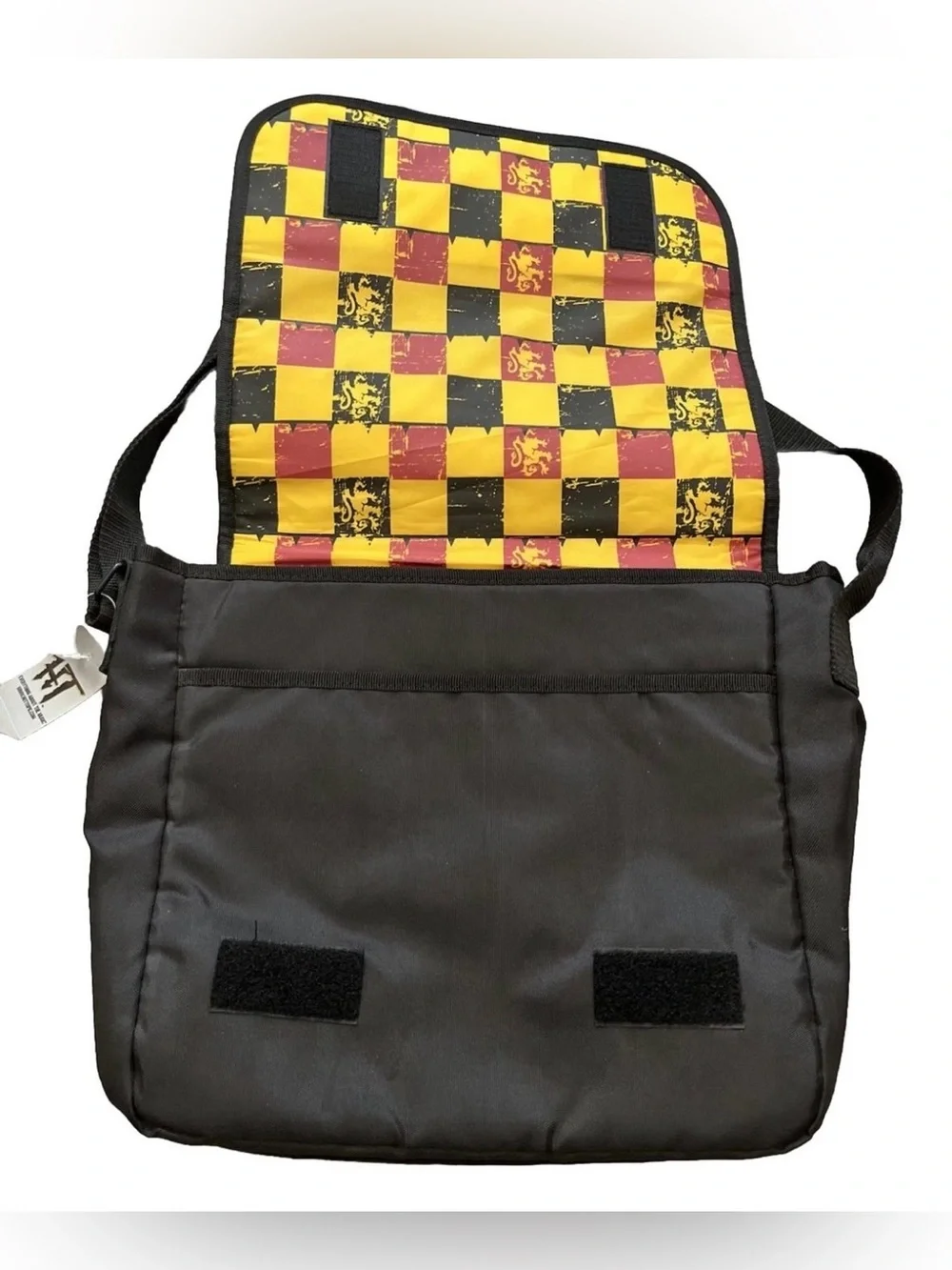 Harry Potter Hot Topic Messenger Bag Gryffindor Bludgers Quidditch New - NWD